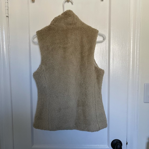 NWT Patagonia Los Gatos Vest - Picture 3 of 4